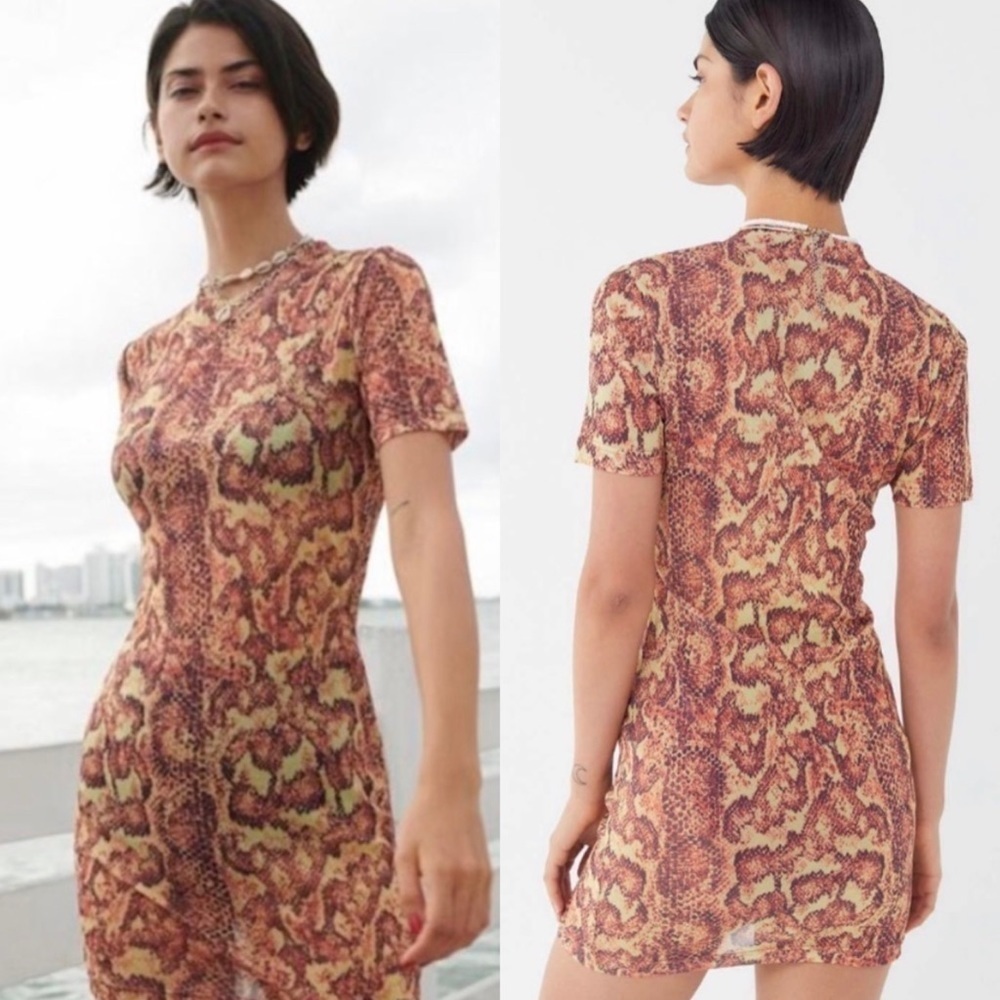 NWT Urban Outfitter UO Mimi Mesh Short Sleeve Snakeskin Bodycon Mini Dress
